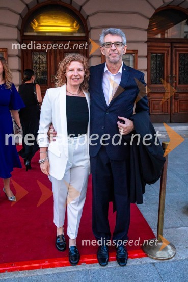 mag. Tadeja Kuhar, predstavnica Državne revizijske komisije za odnose z javnostmi;  Andrej  Kren, direktor PC BrdoLa Bohème, premiera opere v SNG Opera in balet