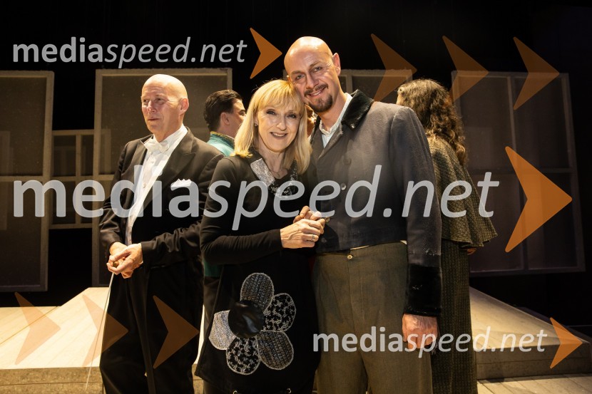  Kevin Rhodes, dirigent;  Željka Ulčnik Remic, vodja zbora SNG Opera in Balet Ljubljana;  Peter Martinčič, operni pevecLa Bohème, premiera opere v SNG Opera in balet