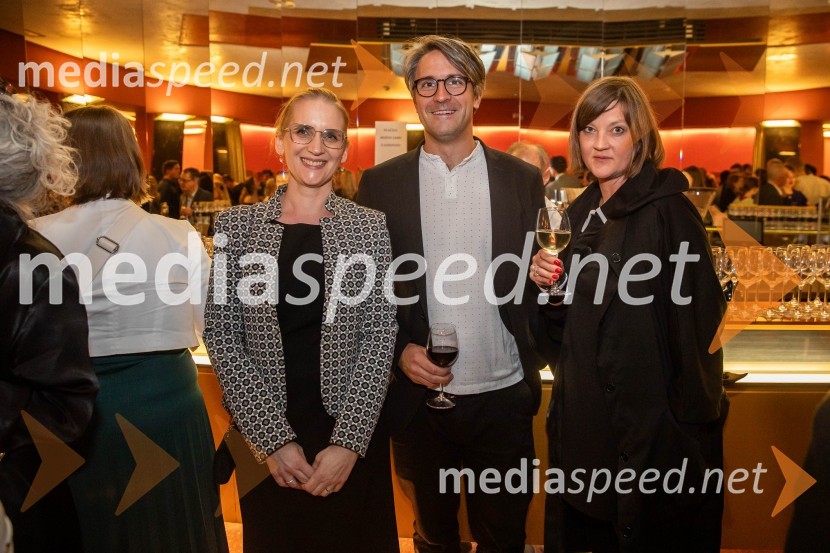  Katja Konvalinka, solistka in predsednica Slovenskega komornega glasbenega gledališča;  Luka Ortar, operni pevec;  ... La Bohème, premiera opere v SNG Opera in balet