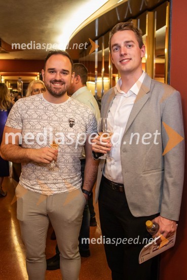  Žiga Lakner, pevec;  ... La Bohème, premiera opere v SNG Opera in balet