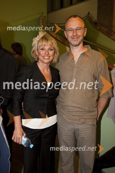 Romana Krajnčan, pevka in njen mož, Lojze Krajnčan, glasbenikFestival Slovenskega šansona 2009