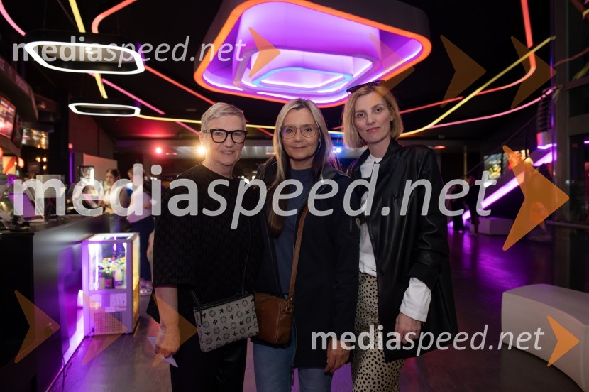  Jelka Roškar, Odvetniška pisarna Gorjup;  Duška  Žolger, Pepermint PR;  Rebeka Potisk, s.OliverQueen's Night s filmom Back to Black v Mariboxu