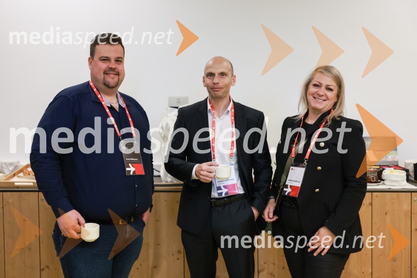  Anej Miklavec, Team Lead, Business Solutions;  ... ;  ... BS Talks – konferenca o digitalizaciji