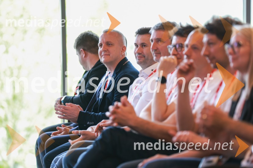  Jernej Rehar, direktor in solastnik, Business SolutionsBS Talks – konferenca o digitalizaciji