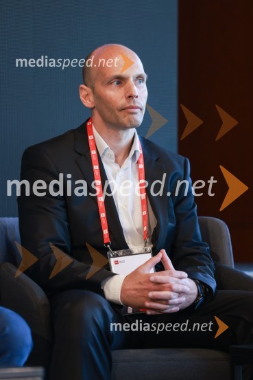  Žiga Mrak, Sanoloabor d.d.BS Talks – konferenca o digitalizaciji