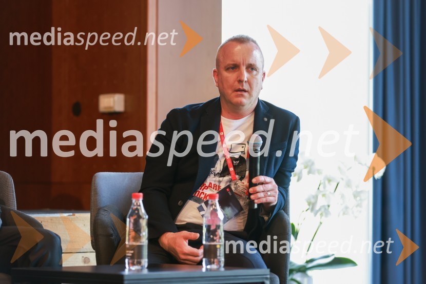  Jernej Rehar, direktor in solastnik, Business SolutionsBS Talks – konferenca o digitalizaciji