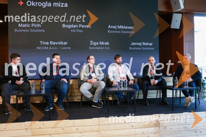  Matic Pirih, vodja prodajne ekipe, Business Solutions;  Anej Miklavec, Team Lead, Business Solutions;  Bogdan Pevec, HS Plus;  Tine Ravnikar, Incom d.o.o. - Leone;  Žiga Mrak, Sanoloabor d.d.;  Jernej Rehar, direktor in solastnik, Business SolutionsBS Talks – konferenca o digitalizaciji