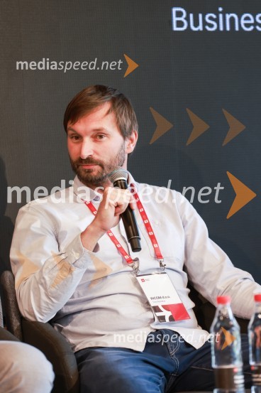  Tine Ravnikar, Incom d.o.o. - LeoneBS Talks – konferenca o digitalizaciji