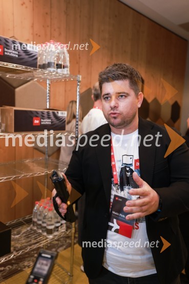  Matic Pirih, vodja prodajne ekipe, Business SolutionsBS Talks – konferenca o digitalizaciji