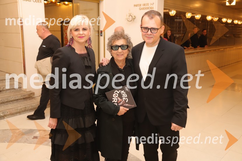  Darja Čižek, marketing, SNG Maribor;  Dragica Petrovič, režiserka in producentka;  Alan Kavčič, predstavnik za odnose z javnostmi SNG MariborPremiera baleta Grk Zorba v SNG Maribor