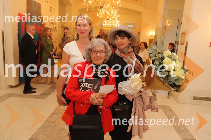  Mateja Kožuh, producentka in joga učiteljica MS7;  Neva Zajc, novinarka, moderatorka;  Javorka KrižmanPremiera baleta Grk Zorba v SNG Maribor