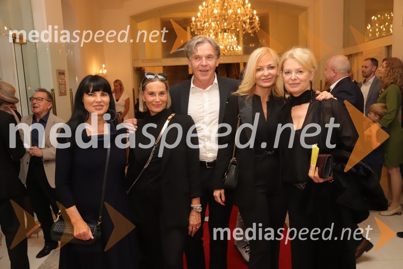 mag.  Helena  Cvikl, predavateljica na Fakulteti za turistične študije;  Ines Bukovič, notarka; mag. David Kastelic, predsednik uprave, Grawe zavarovalnica d.d; dr. Jerneja Kastelic, direktorica, Farmadent;  Bernarda Lesjak Premiera baleta Grk Zorba v SNG Maribor