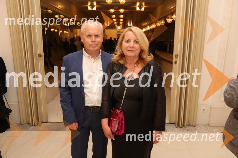  Milan Predan, veleposlanik Republike Slovenije v Republiki Severni Makedoniji;  Darka Zvonar Predan, novinarkaPremiera baleta Grk Zorba v SNG Maribor