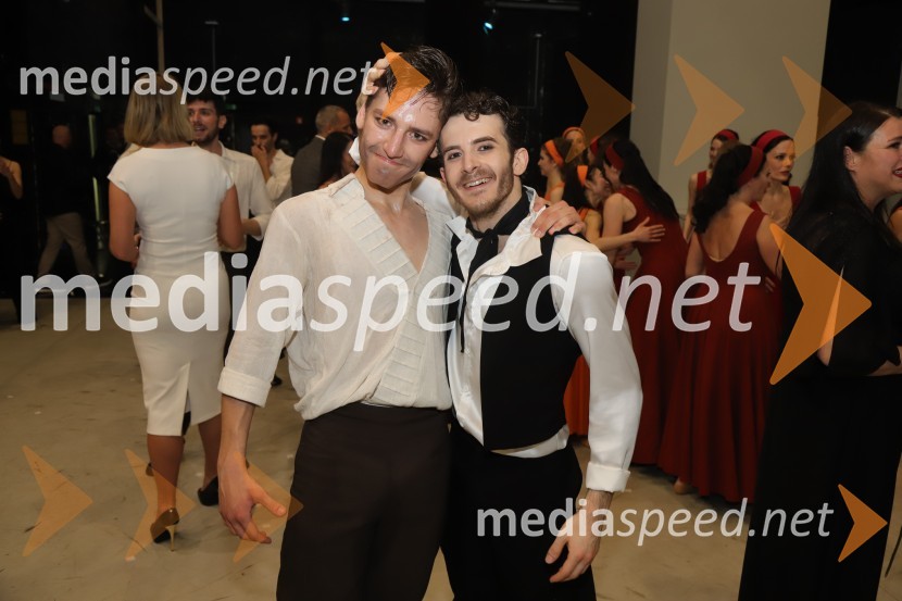  Aleksandar Trenevski, baletni plesalec;  Matteo Magalotti, baletni plesalecPremiera baleta Grk Zorba v SNG Maribor