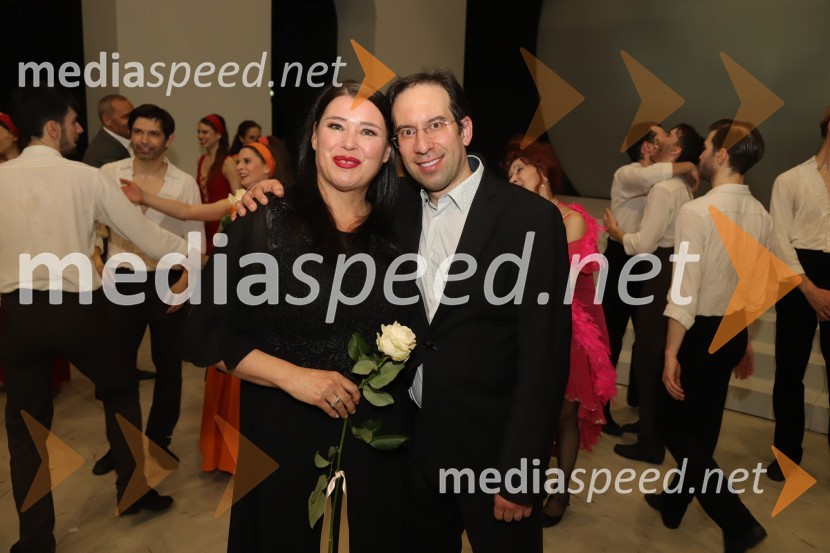  Dada Kladenik, pevka;  Simon Krečič, umetniški direktor Opere SNG MariborPremiera baleta Grk Zorba v SNG Maribor