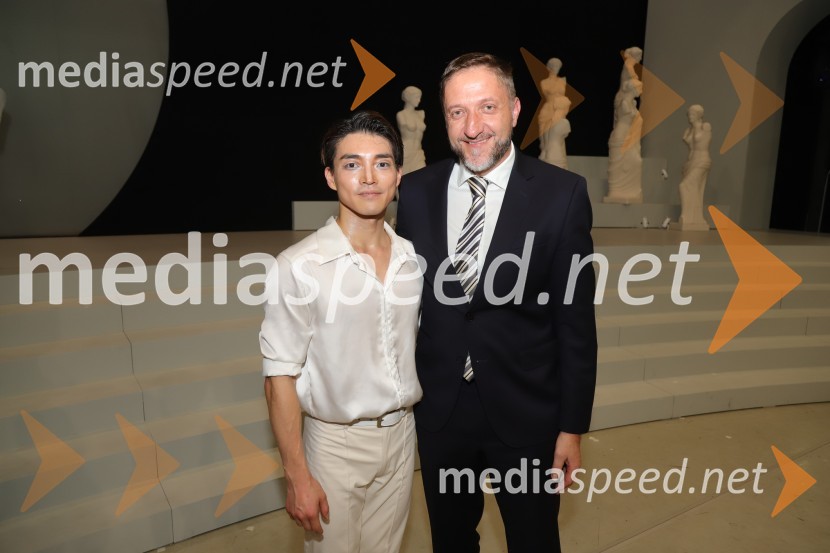  Yuya Omaki, baletni solist;  Klemen Boštjančič, minister za financePremiera baleta Grk Zorba v SNG Maribor
