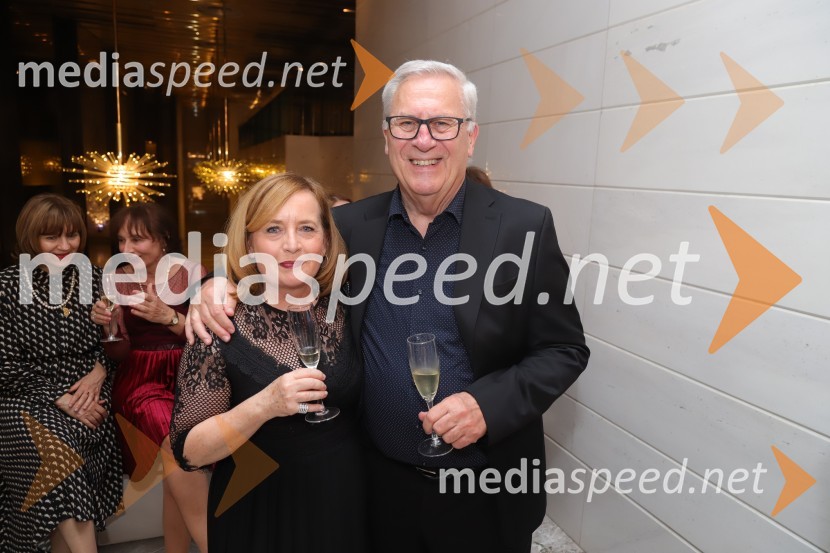  Bojana Razdevšek;  Milan Razdevšek, nekdanji direktor Zavoda za turizem MariborPremiera baleta Grk Zorba v SNG Maribor