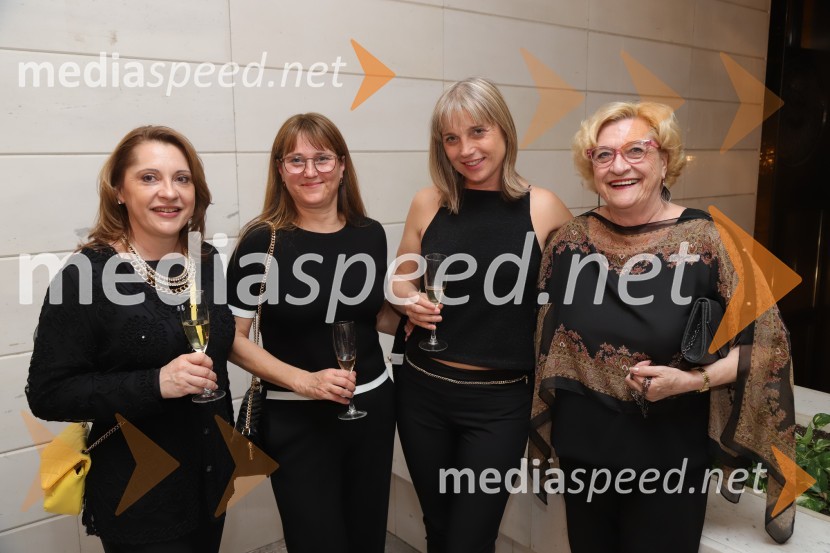  ... ;  ... ; mag. Lidija Pliberšek, direktorica, Pogrebno podjetje Maribor d.d.;  Jelka Kolmanič, mestna svetnica MOM, DesusPremiera baleta Grk Zorba v SNG Maribor