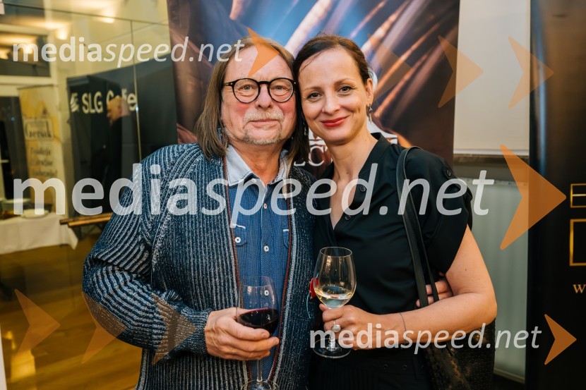  Bojan Umek, igralec;  Daša Skrt, vodja programa SLG CeljePremiera krstne uprizoritve drame v SLG Celje: Pet kraljev: K psihopatologiji neke monarhije