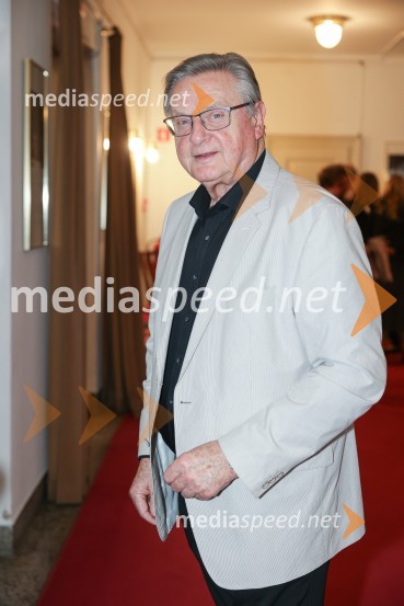  Dušan Mlakar, režiserCyrano de Bergerac, premiera v SNG Drama Ljubljana