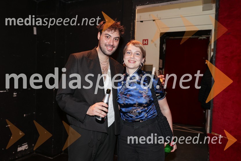  Benjamin Krnetić, igralec;  ... Cyrano de Bergerac, premiera v SNG Drama Ljubljana