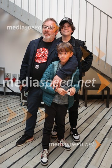  Bojan Emeršič, igralec;  Oskar Emeršič;  Tibor EmeršičTradicionalni koncert MGL&AGRFT v Kino Šiška