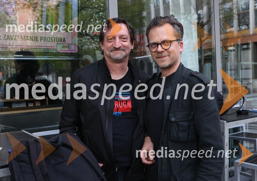  Bogdan Benigar, vodja programa druge glasbe, Cankarjev dom;  Sašo Vollmaier, pianistTradicionalni koncert MGL&AGRFT v Kino Šiška