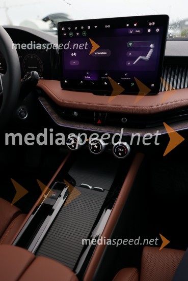 Škoda Superb, slovenska predstavitev 4. generacije