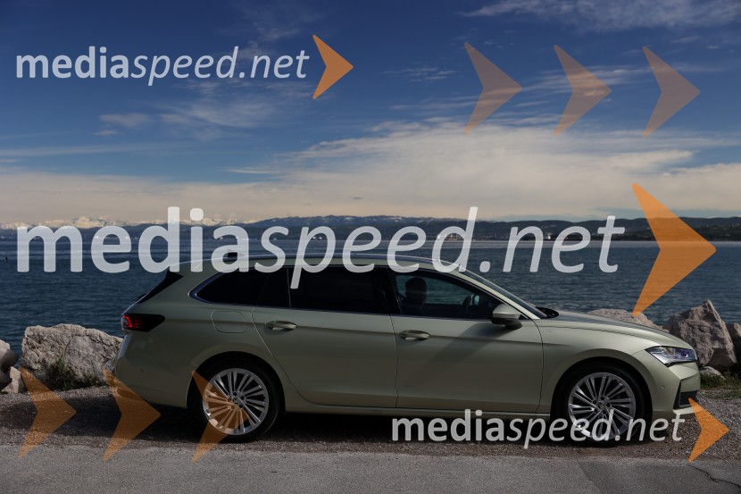 Škoda Superb, slovenska predstavitev 4. generacije