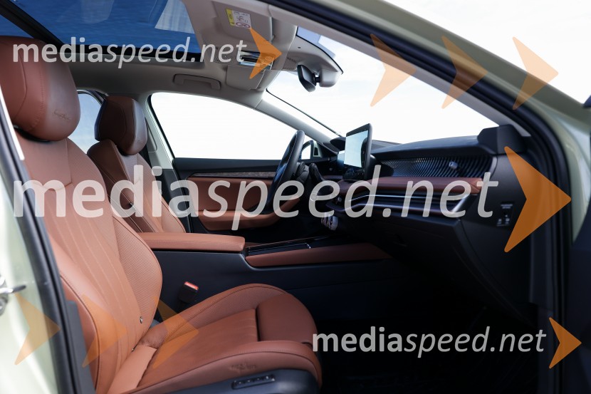 Škoda Superb, slovenska predstavitev 4. generacije