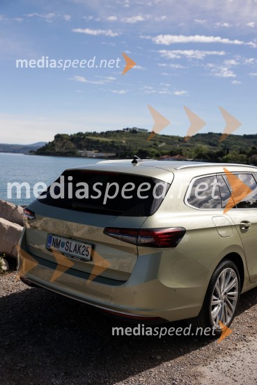 Škoda Superb, slovenska predstavitev 4. generacije