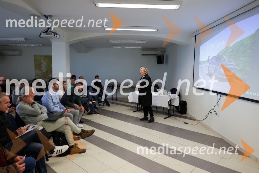 Škoda Superb, slovenska predstavitev 4. generacije