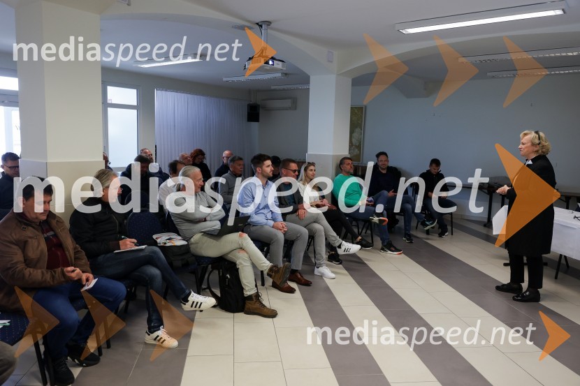 Škoda Superb, slovenska predstavitev 4. generacije