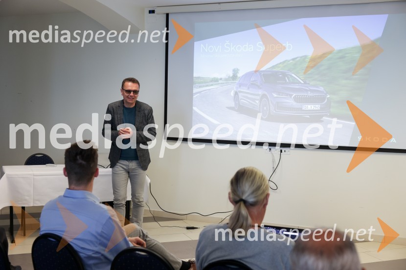 Škoda Superb, slovenska predstavitev 4. generacije