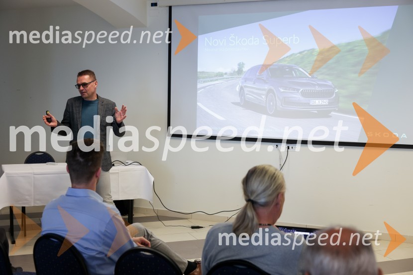 Škoda Superb, slovenska predstavitev 4. generacije