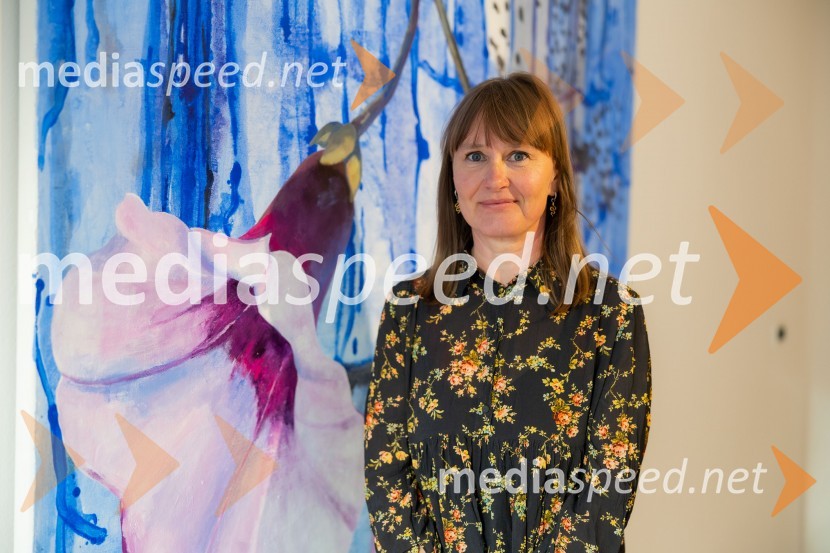  Barbara Kastelec, akademska slikarkaOdprtje razstave Barbare Kastelec: Gobe, hrana bogov v Generali galeriji