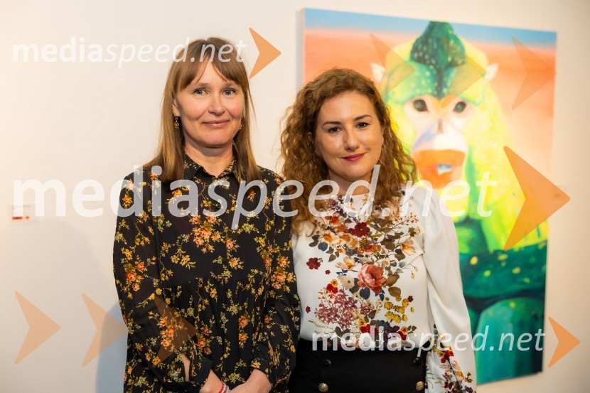  Barbara Kastelec, akademska slikarka;   Svetlana Almaš, vodja marketinga in komunikacij zavarovalnice GeneraliOdprtje razstave Barbare Kastelec: Gobe, hrana bogov v Generali galeriji