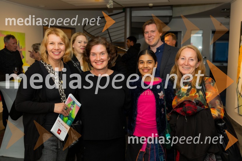  ... ;  Petra  Bizilj Silva, kustosinja Generali galerije;  ... ;  ... Odprtje razstave Barbare Kastelec: Gobe, hrana bogov v Generali galeriji