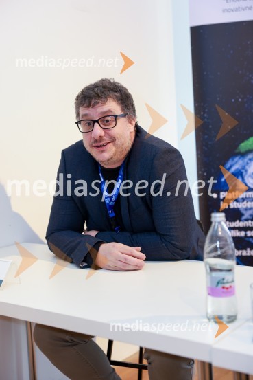 doc. dr. Domen Mongus, redni profesor in vodja Centra za pametna mesta in skupnosti, Univerza v Mariboru;TOP dogodek v okviru 11. karierne tržnice Univerze v Mariboru