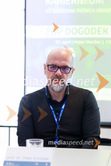 prof. dr. Dean Korošak,  prorektor za znanstvenoraziskovalno dejavnost Univerze v MariboruTOP dogodek v okviru 11. karierne tržnice Univerze v Mariboru