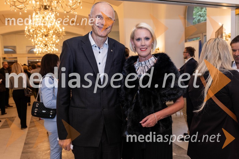 dr. Iztok Seljak, predsednik, Združenje Manager;  Petra Juvančič, izvršna direktorica, Združenje ManagerManagerski večer v SNG Maribor