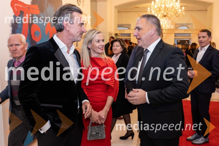  Marko Lukić, lastnik in direktor družbe Lumar IG;  Alenka  Lukić, prof. za oblikovanje na Srednji šoli za oblikovanje MB;  Marko Lotrič, predsednik, Državni svetManagerski večer v SNG Maribor