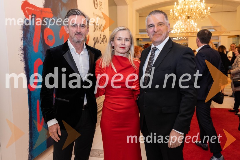  Marko Lukić, lastnik in direktor družbe Lumar IG;  Alenka  Lukić, prof. za oblikovanje na Srednji šoli za oblikovanje MB;  Marko Lotrič, predsednik, Državni svetManagerski večer v SNG Maribor