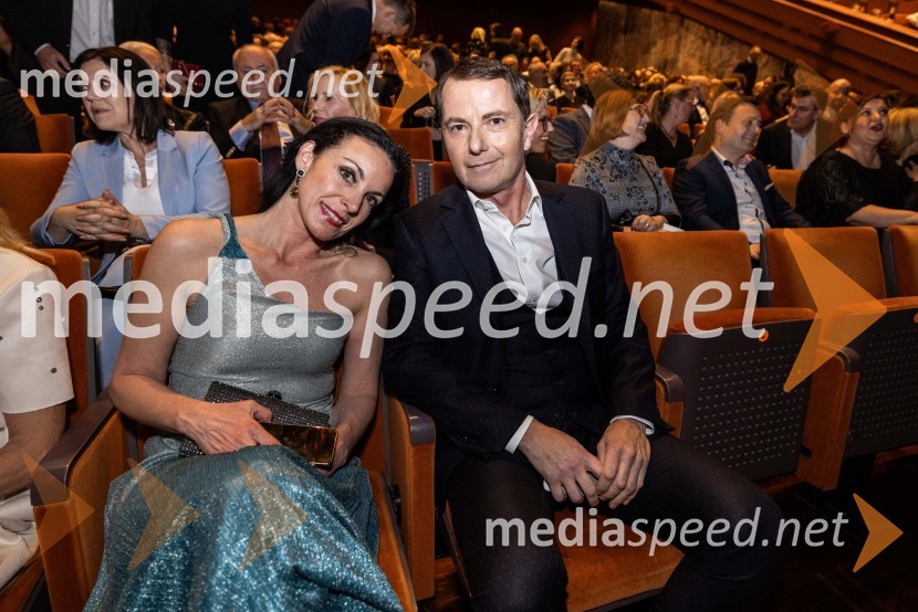  Tijana Orešič Barač, dr. med. specialistka dermatologije;  Tomaž Orešič, podpredsednik skupine ResaltaManagerski večer v SNG Maribor