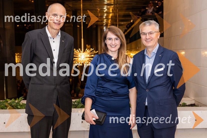 dr. Iztok Seljak, predsednik, Združenje Manager;  Alja Stepišnik, vodja maloprodaje, Mik Celje;  Franci Pliberšek, lastnik in generalni direktor podjetja MIK d.o.o.Managerski večer v SNG Maribor