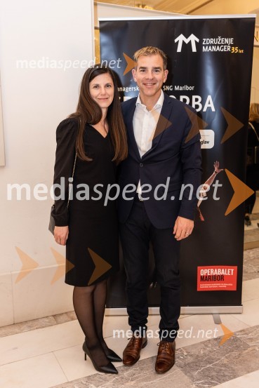  Melanja Korošec, direktorica strateškega marketinga, Marles;  Leon Korošec, Direktor zimsko-športne divizije, Podpredsednik skupine ElanManagerski večer v SNG Maribor