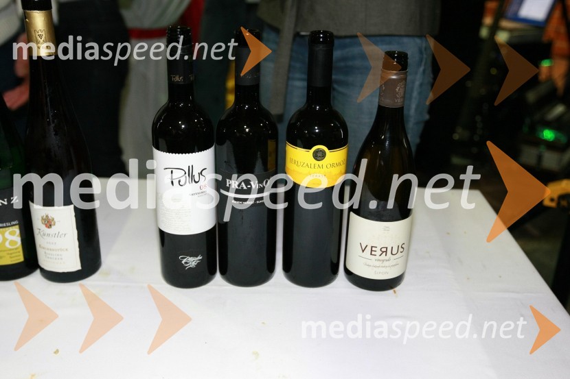 Slovenska vinaMednarodna nogometna tekma med vinsko reprezentanco Slovenije in vinsko reprezentanco Nemčije