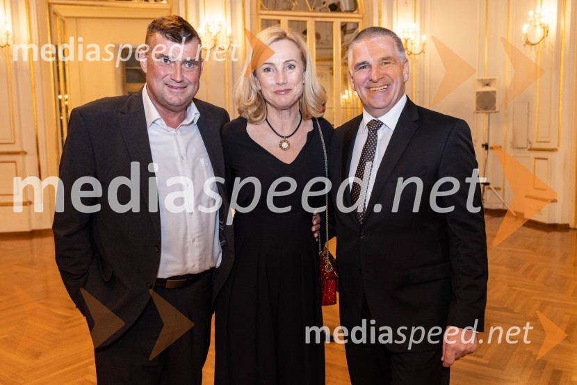  Janez Bijol,  direktor podjetja Bijol d.o.o., predsednik Zbora alpskih disciplin, Smučarska zveza Slovenije;  Irena Bijol;  Marko Lotrič, predsednik, Državni svetManagerski večer v SNG Maribor