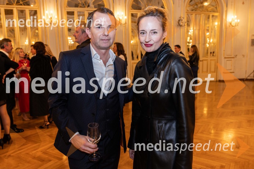  Tomaž Orešič, podpredsednik skupine Resalta;  Valentina Turcu, koreografinja in baletna solistkaManagerski večer v SNG Maribor