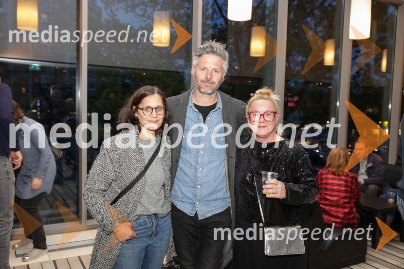 Koncert zasedbe AKA Neomi v Kino Šiška